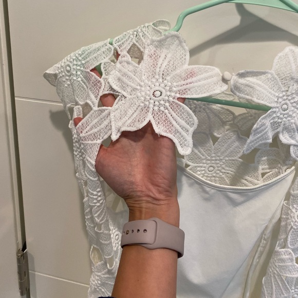 Glamorous ⚡️ White Floral Lace Dress - Picture 3 of 13